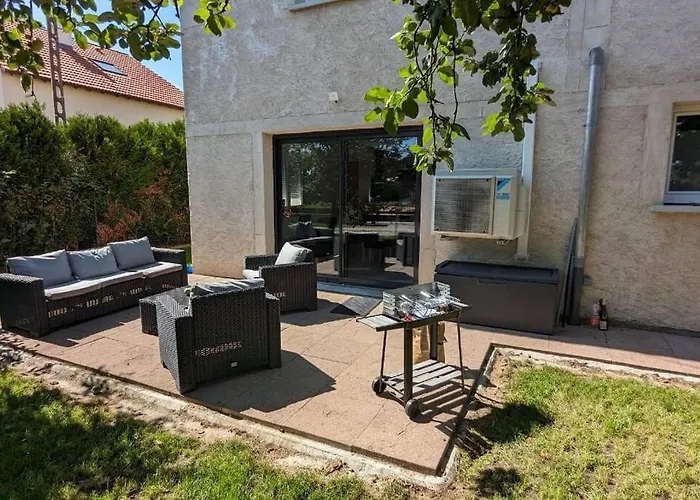 Prázdninový dům L'etang Pour Soi *